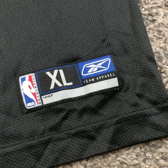 Vintage Allen Iverson Jersey Philadelphia 76ers Reebok Mens Small (Youth XL) - Picture 3 of 9